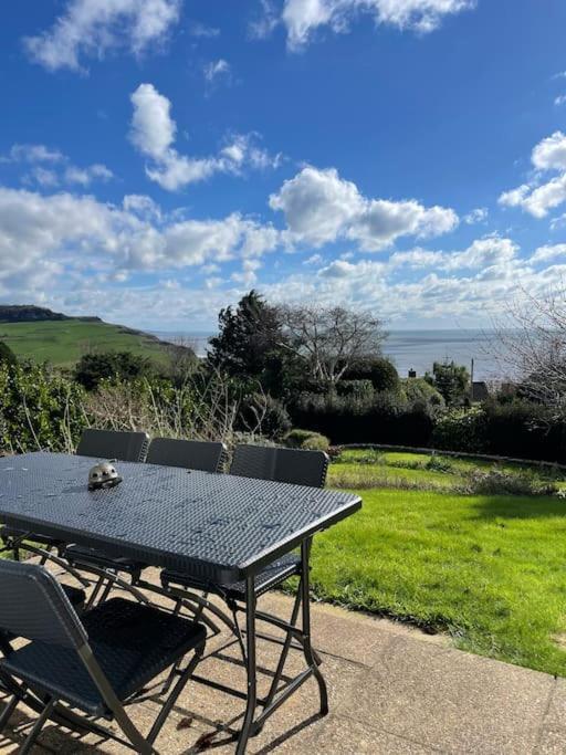Stunning Charmouth Property With Bay Views! Zewnętrze zdjęcie