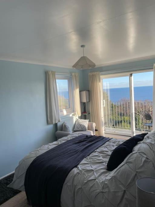 Stunning Charmouth Property With Bay Views! Zewnętrze zdjęcie
