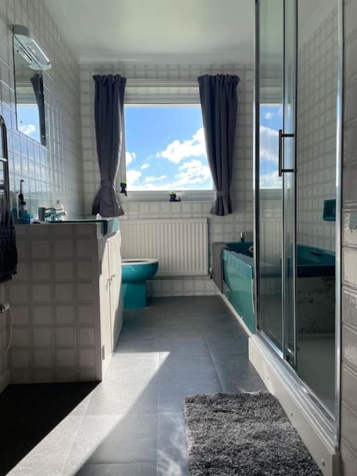 Stunning Charmouth Property With Bay Views! Zewnętrze zdjęcie