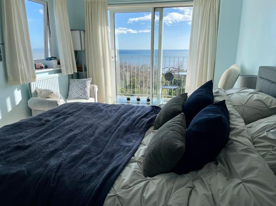 Stunning Charmouth Property With Bay Views! Zewnętrze zdjęcie