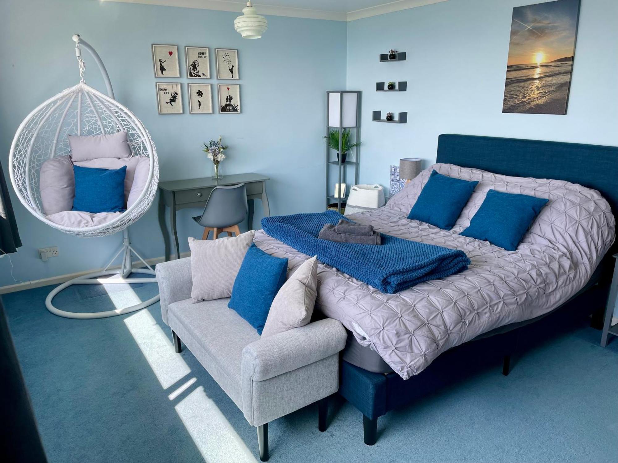 Stunning Charmouth Property With Bay Views! Zewnętrze zdjęcie