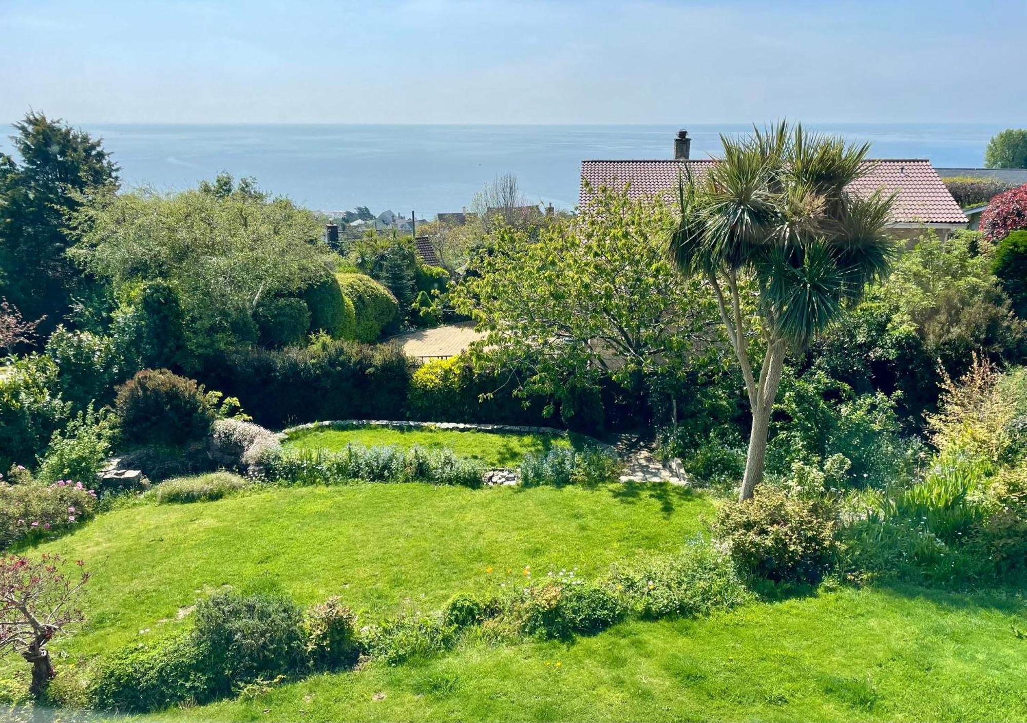 Stunning Charmouth Property With Bay Views! Zewnętrze zdjęcie
