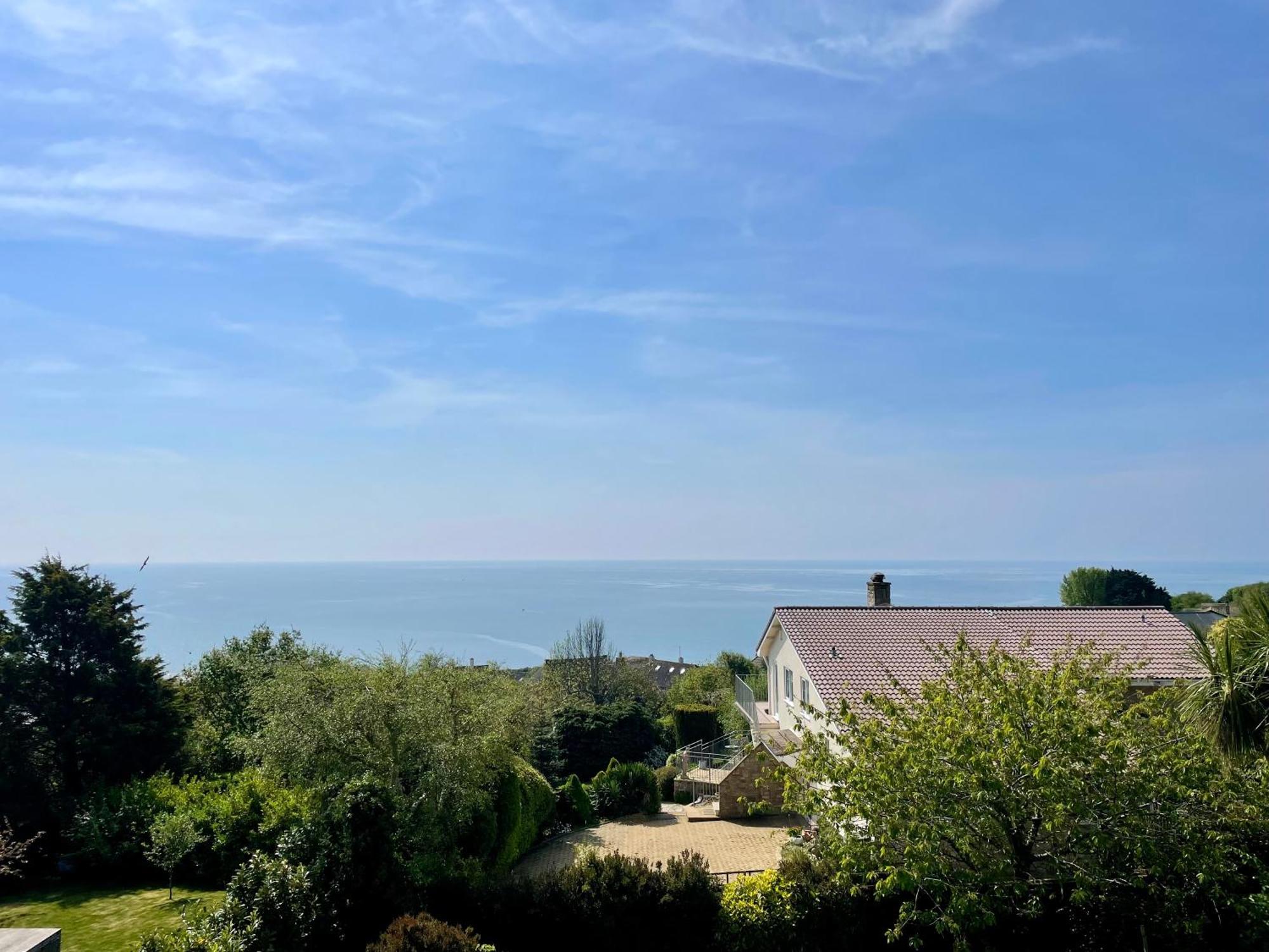 Stunning Charmouth Property With Bay Views! Zewnętrze zdjęcie